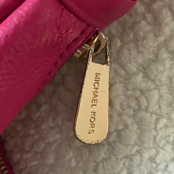 Michael Kors Rosy Fuchsia Hobo Bag - Picture 3 of 15